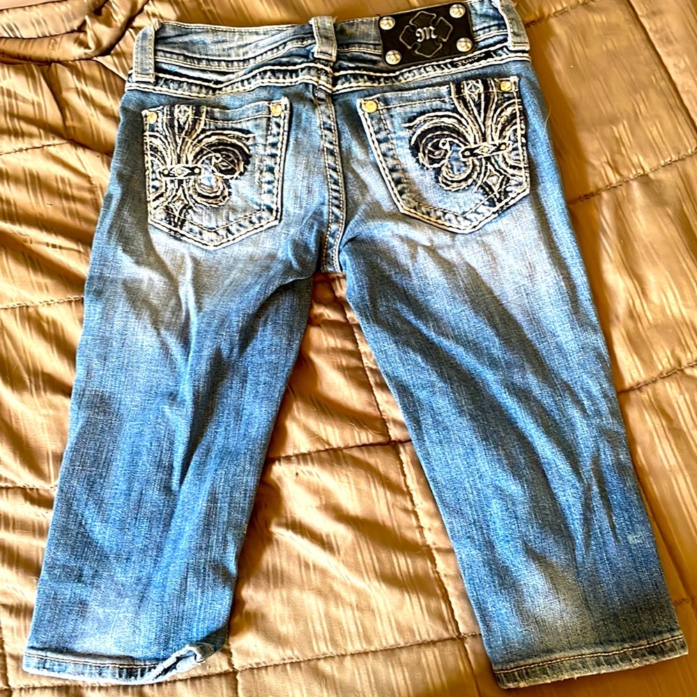Miss Me Capris. Size 26, excellent condition